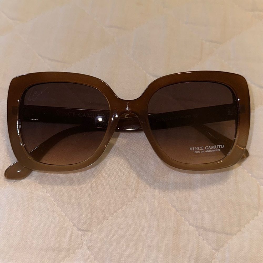 NWT Vince Camuto Brown Ombré Cat Eye Sunglasses - Picture 4 of 11